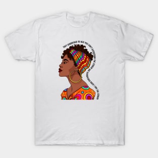 I am the storm. Black Woman T-Shirt